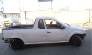 Nissan NP200 (GT003857)